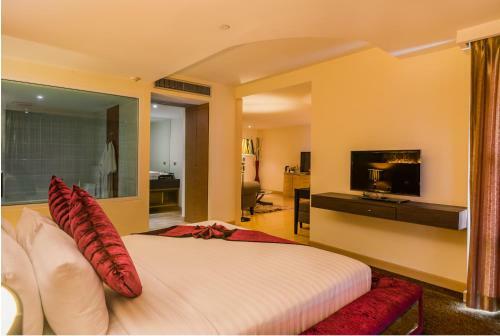 Grand Lord (boutique) Hotel