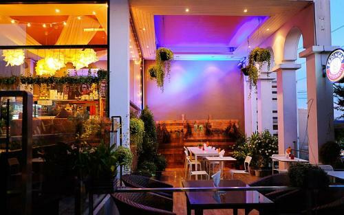 Grand Lord (boutique) Hotel