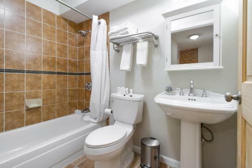 The Gray House By Gallaudet 4 Br