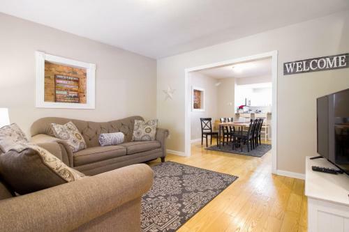 The Gray House By Gallaudet 4 Br