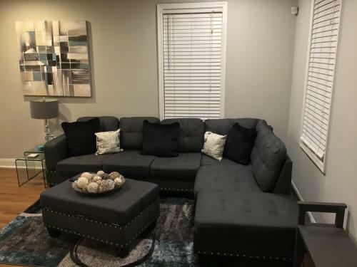 Spacious House Sleeps 5