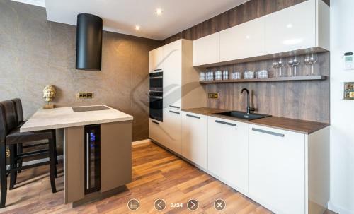 Luxury Apartment ?�?any