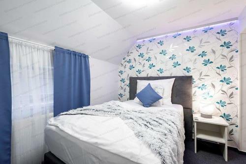 Hostal Villa May Way