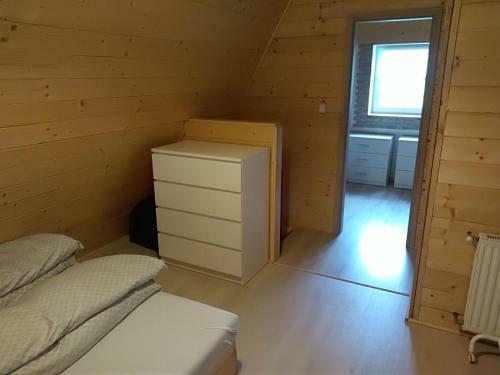 Na?e Chatka Pod Str�n�