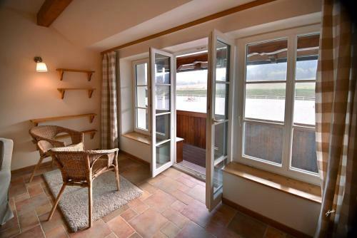 Apartm�ny Nad St�jemi - J�travsk� Dvorec