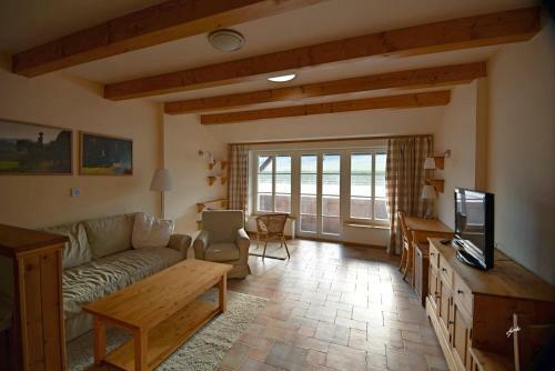 Apartm�ny Nad St�jemi - J�travsk� Dvorec