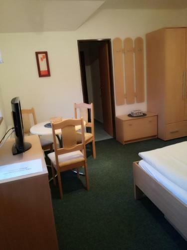 Hostal Penzion Skicentrum Studenov