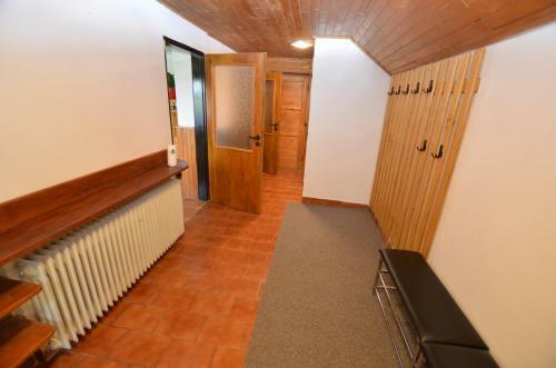 Poolincluced Holiday Home Mojer