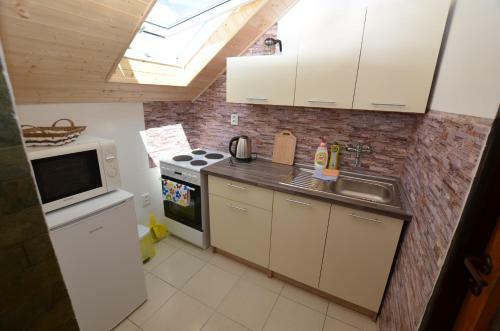 Poolincluced Holiday Home Mojer
