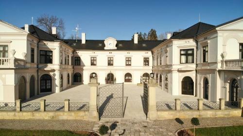 Z�mek Wichterle - Hotel A Pivn� L�zn?
