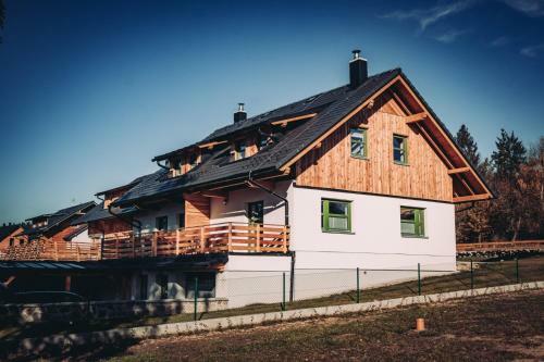 Zelen� Jelen - Horsk� Apartm�n