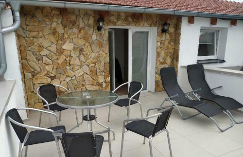 Hostal Penzion Levandule A Palava