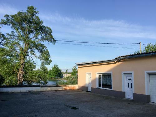 Apartamento Ubytov�n� Fish-com