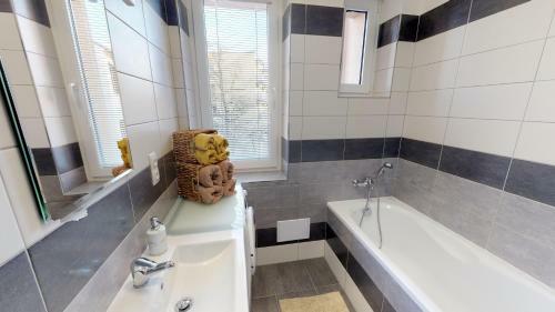 Apartamento Prostorn� 3+1 Bezd?kovsk� Strakonice