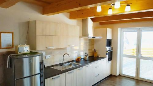 Apartamento B�l� Hora ?tramberk