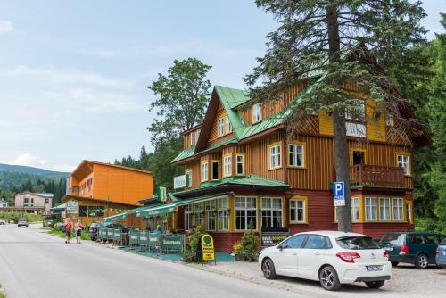 Hotel Diana