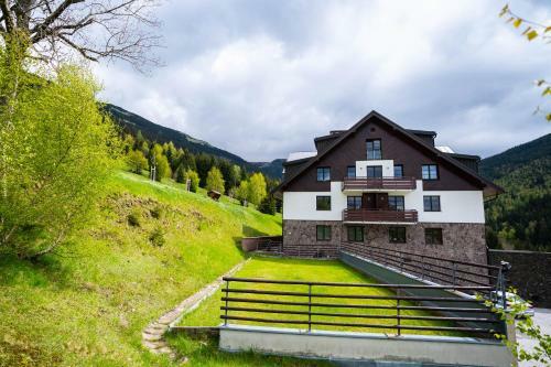 Apartm�n Svat� Petr