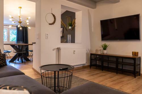 Modern Western - Apartment Blue
