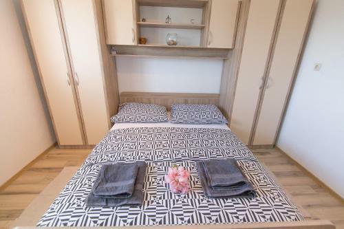 Villa Holiday Home Leko