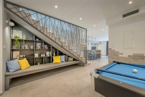 Luxury Villa Sundior Split With Private Pool And Jacuzzi