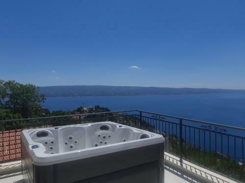 Villa Vila Omi?