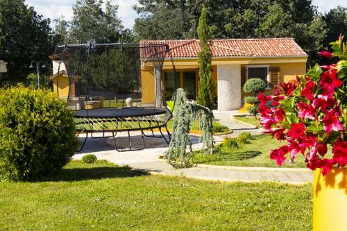 Villa Montepin Residence