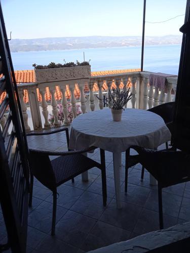 Apartments Suco
