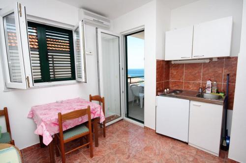 Apartments By The Sea Balica Rat, Omis - 4868