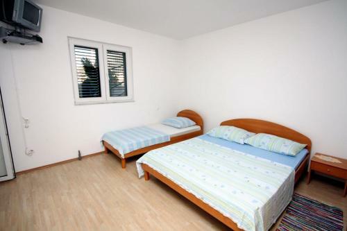 Apartments By The Sea Balica Rat, Omis - 4868