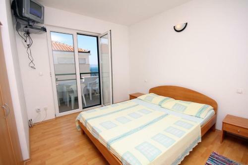 Apartments By The Sea Balica Rat, Omis - 4868