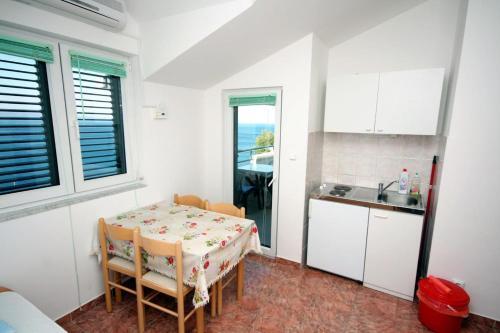 Apartments By The Sea Balica Rat, Omis - 4868