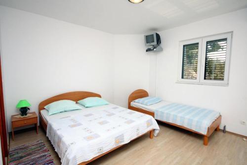 Apartments By The Sea Balica Rat, Omis - 4868