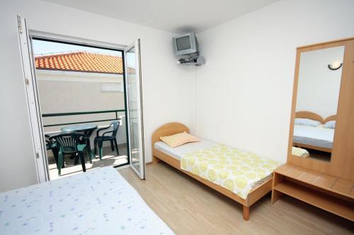 Apartments By The Sea Balica Rat, Omis - 4868