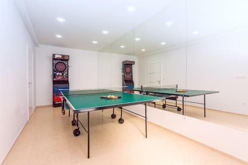Villa Mia With Private Pool, Whirlpool, Gym, Sauna, Seaviews