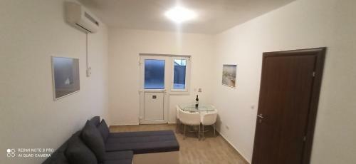 Apartment On The Beach