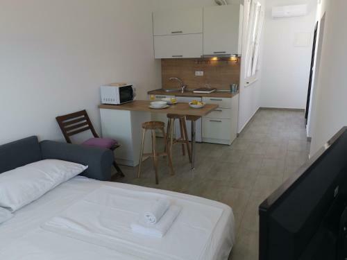 Hostal Apartments Zina