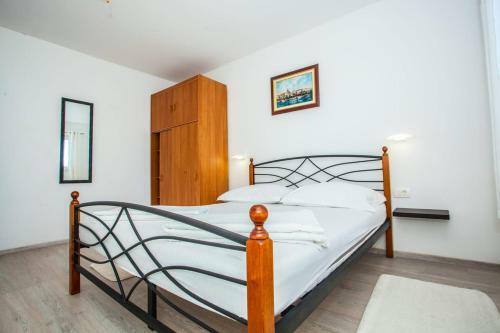 Villa Holiday House Vinka With Private Swimming Pool