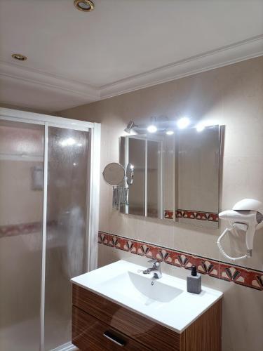 Apartamentos San Ant�n 2