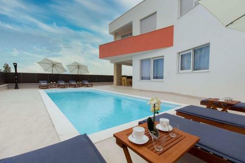 Villa Amfora For 12 Guests