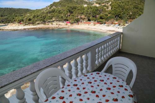 Apartments By The Sea Milna, Hvar - 12244