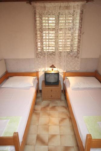 Apartment Basina 4620b