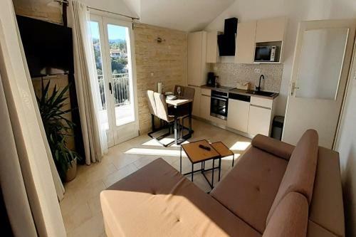 Apartments Sunny Hvar 2 - With Pool