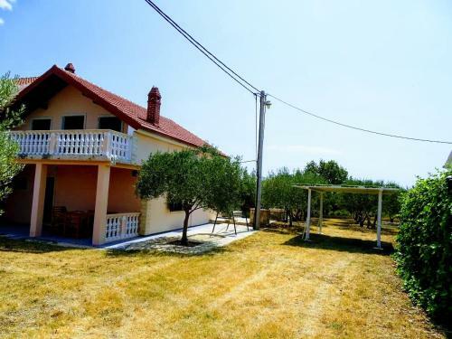 Vacation House Maslina
