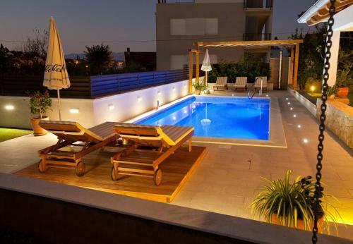 Apartments Sora - 80 M From Sea