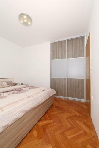 Apartment Dora