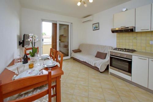 Apartment Sukosan 16641a