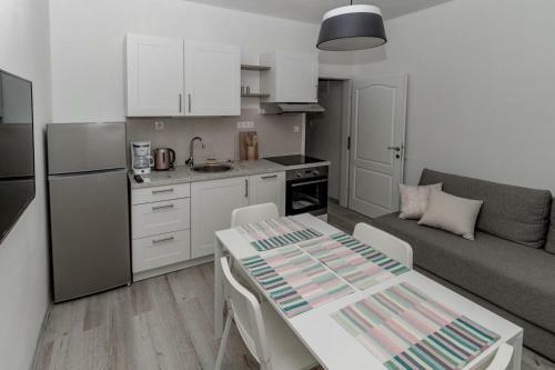 Apartments Happy