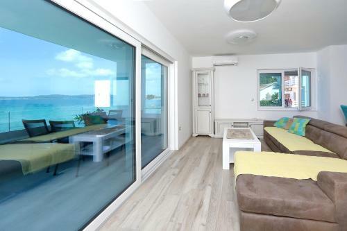 Apartmani Marina S Pogledom, Suko?an