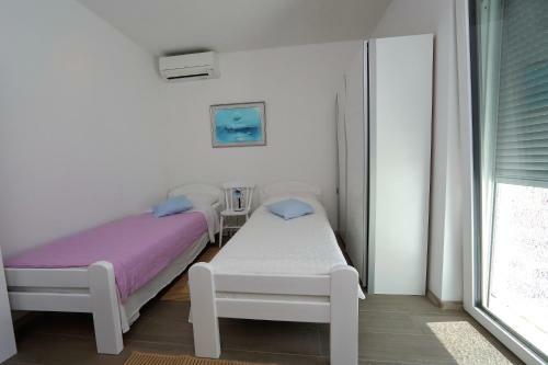 Apartmani Marina S Pogledom, Suko?an