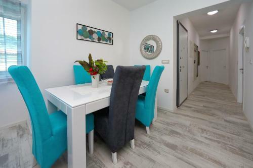 Apartmani Marina S Pogledom, Suko?an
